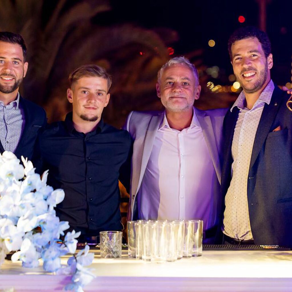 Référence internationale autour de Thomas Partage et So Barman